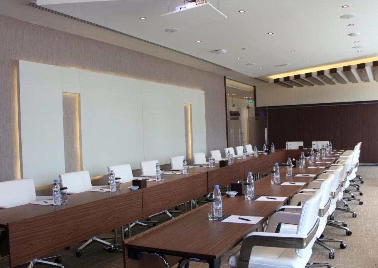 Nassima/Voco Tower - Luxury - 5* Hotel Amenities Dubai Exterior photo