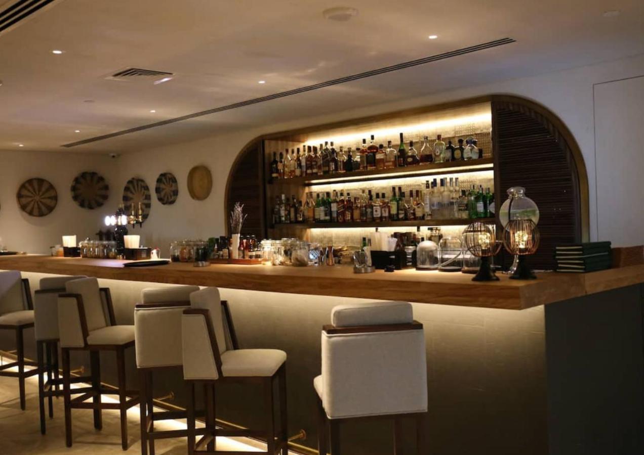 Nassima/Voco Tower - Luxury - 5* Hotel Amenities Dubai Exterior photo